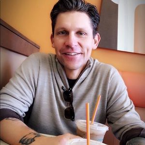 Meet your Posher, Christopher